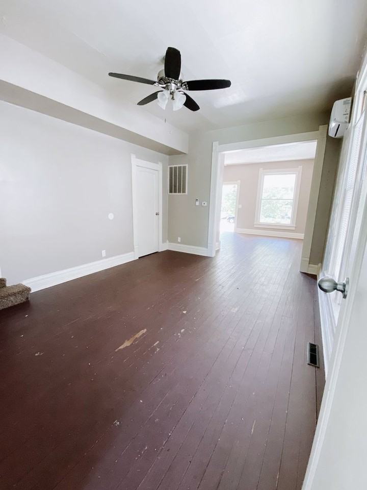 2022 Scott St - Photo 2 of 14