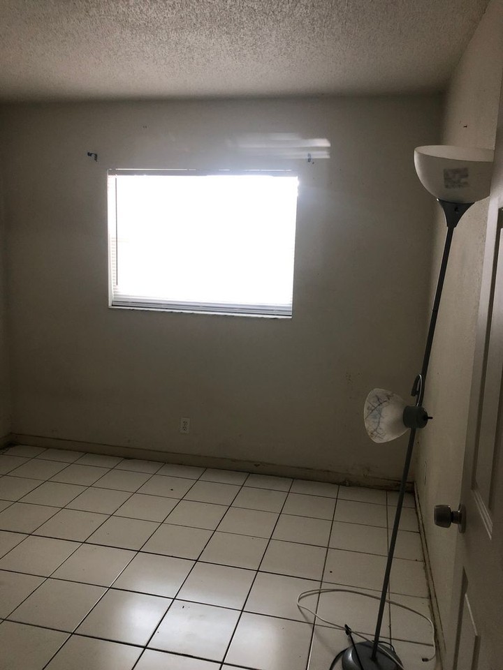 5400 Nw 24th St #133 - Photo 7 of 11
