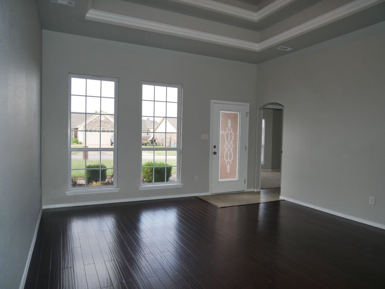 1231 Mountain Valley Dr - Photo 2 of 17