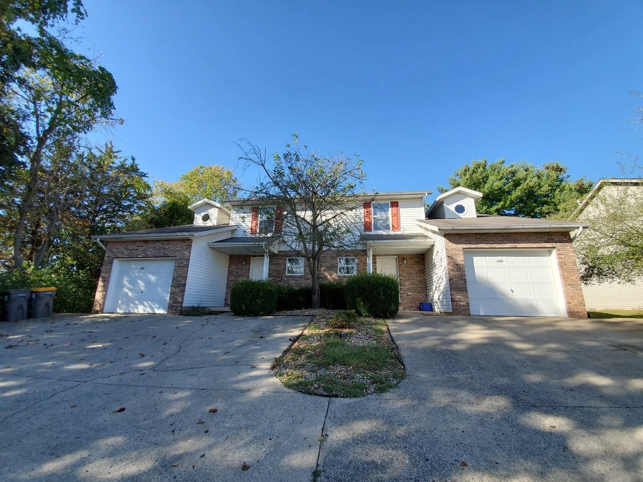 149 E Willow Ct - Photo 2 of 29