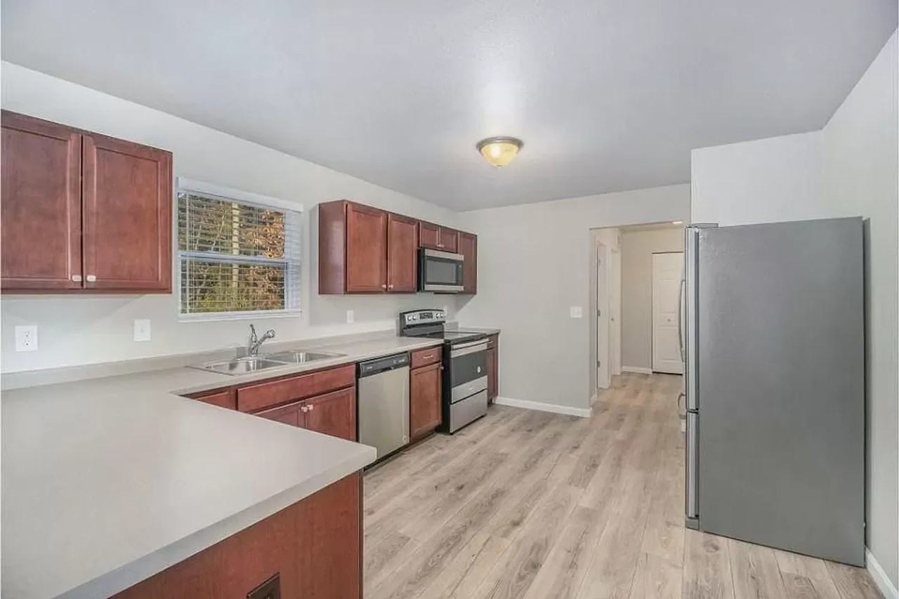 6354 Wood Hollow Ave - Photo 3 of 22