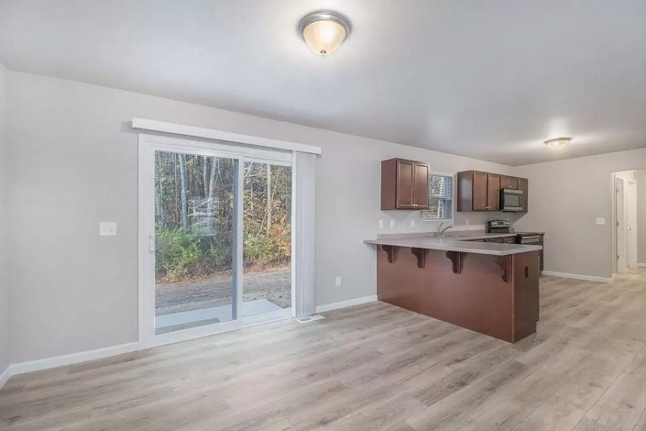 6354 Wood Hollow Ave - Photo 4 of 22