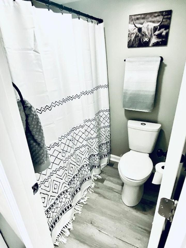 River Commons - Photo 2 of 19