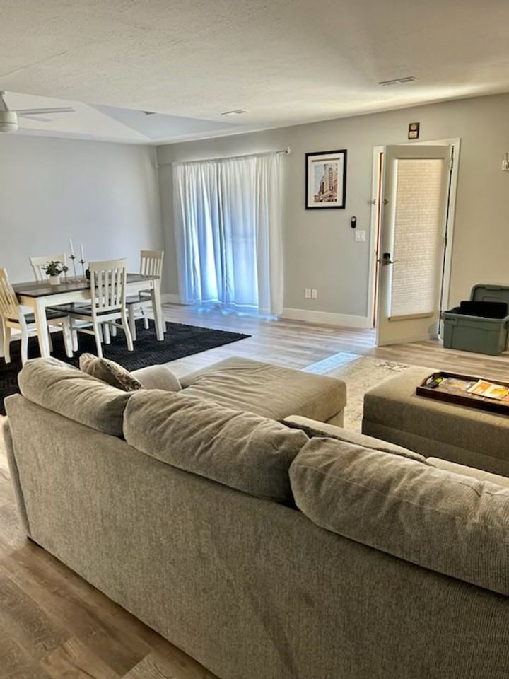 1354 Fork Rd - Photo 4 of 17