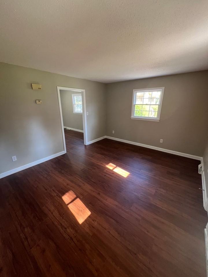 708 South Church St. - Photo 2 of 10