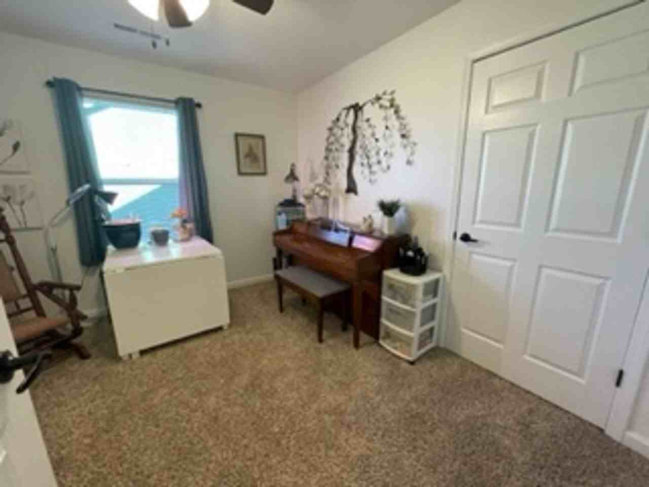 531 Oakbrook Pl - Photo 5 of 18