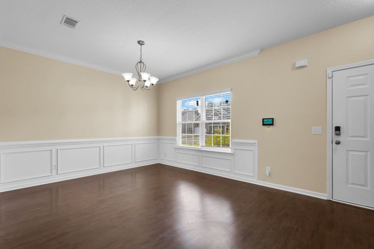 659 Red Oak Ln - Photo 5 of 50