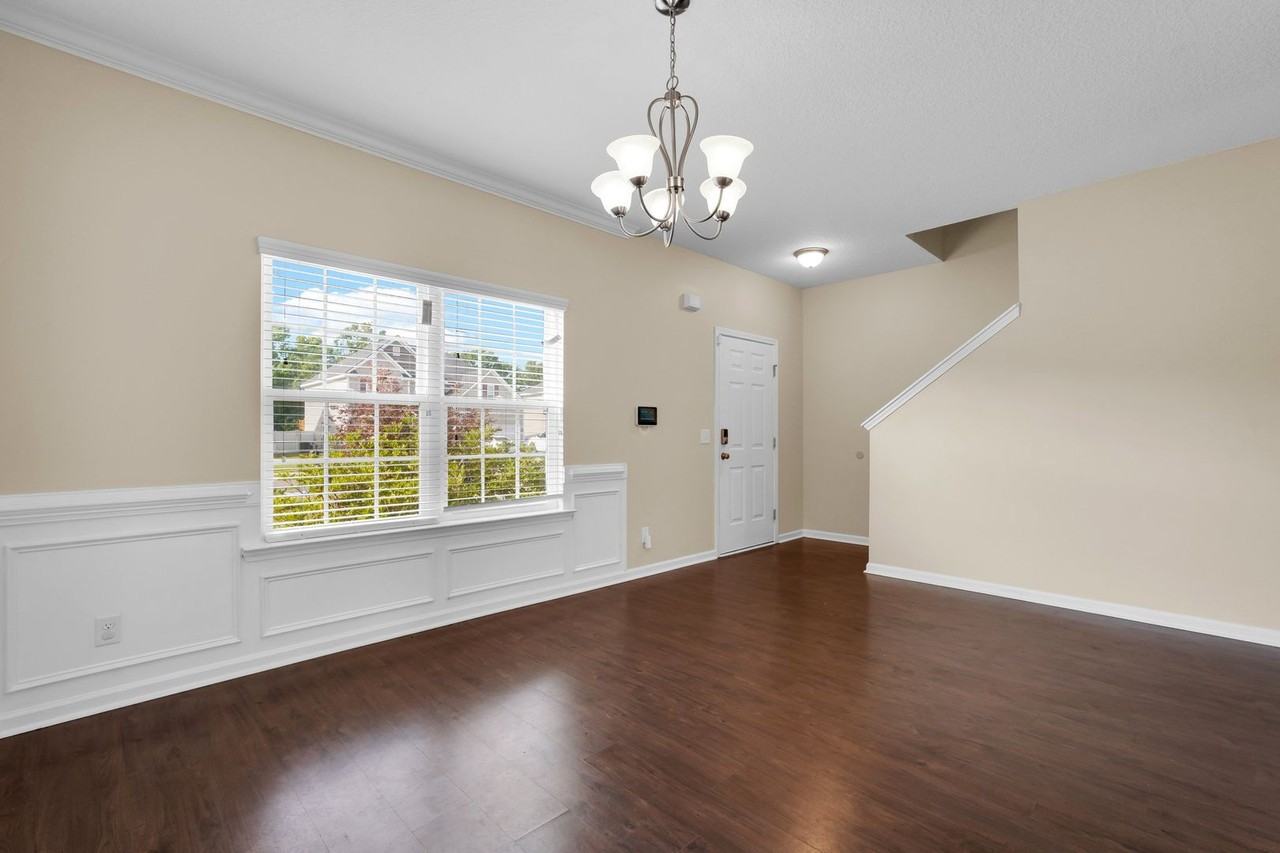 659 Red Oak Ln - Photo 6 of 50