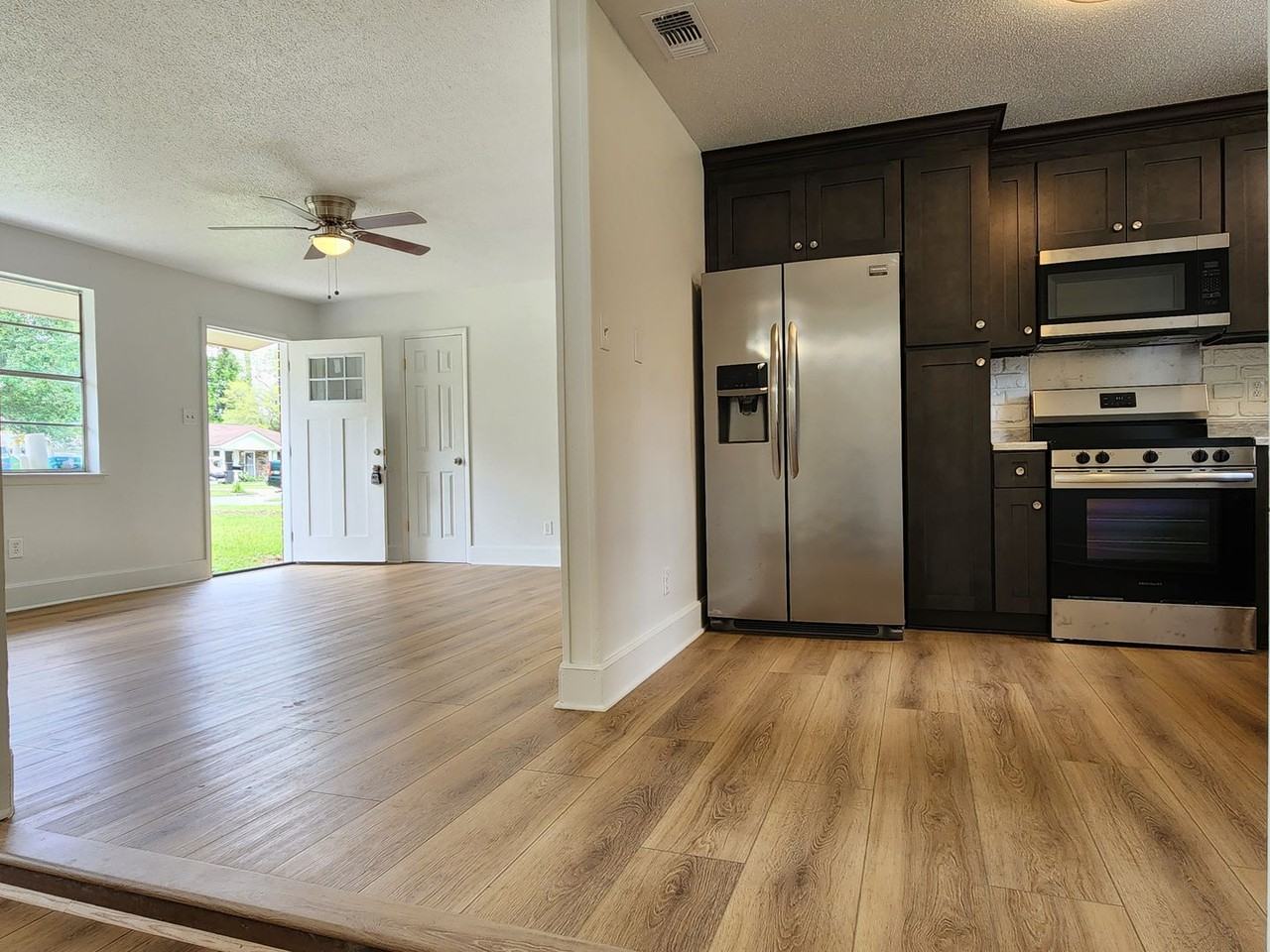 111 Wassaw Rd - Photo 4 of 19