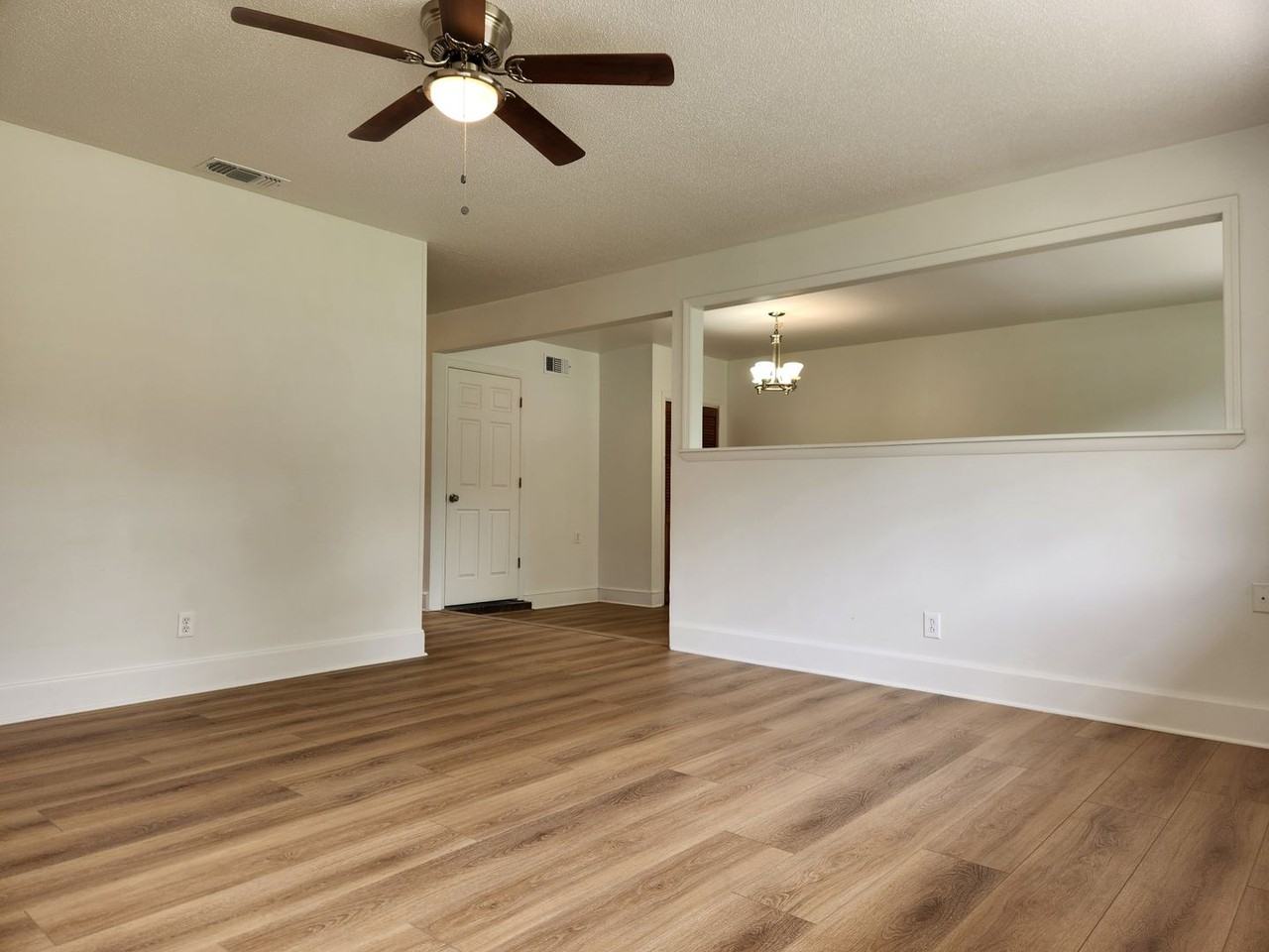 111 Wassaw Rd - Photo 7 of 19