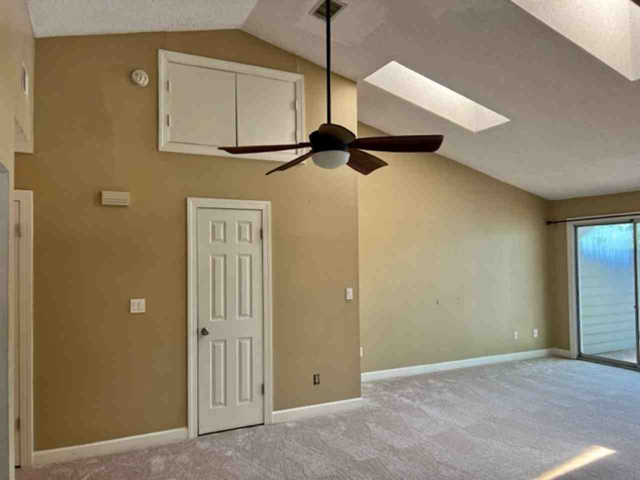 2919 Seashore Pt - Photo 4 of 25