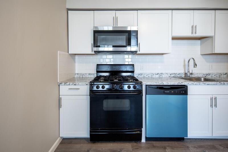 53 Main St - Photo 2 of 22