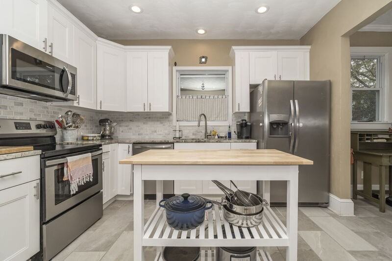 634 Michigan Ave - Photo 5 of 31