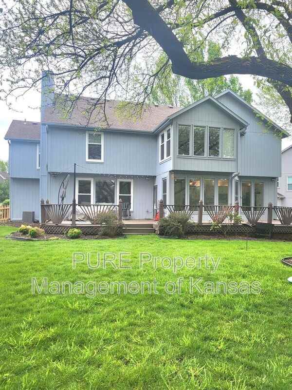 12902 Mackey St - Photo 2 of 28