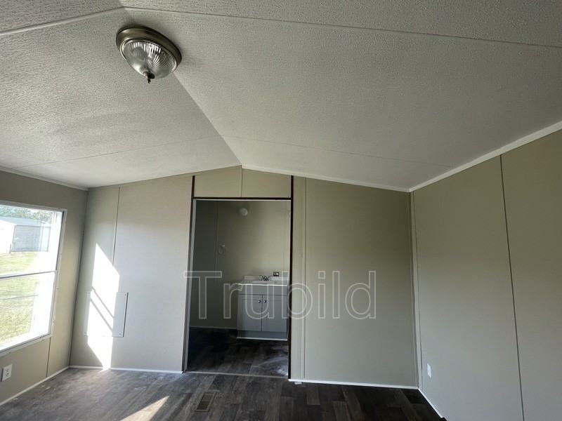 16 Julia Ln - Photo 2 of 8