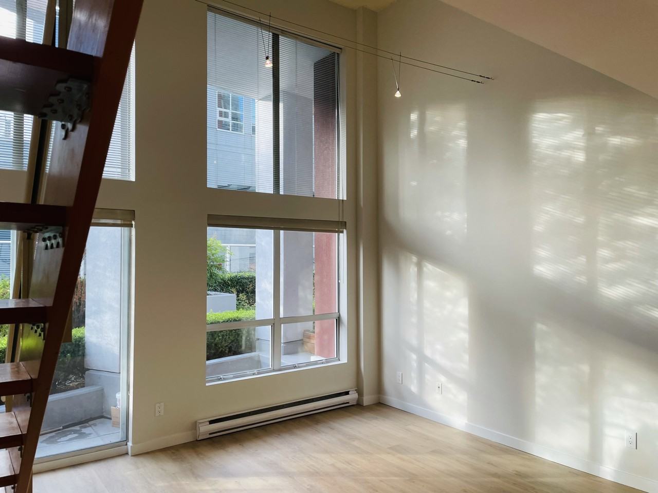 935 Seymour Street - Photo 3 of 12