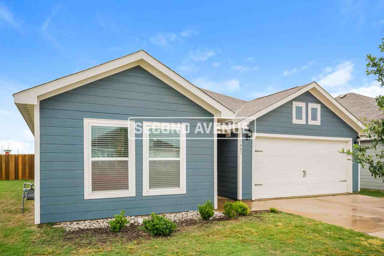 1401 Sunkiss Dr - Photo 2 of 23