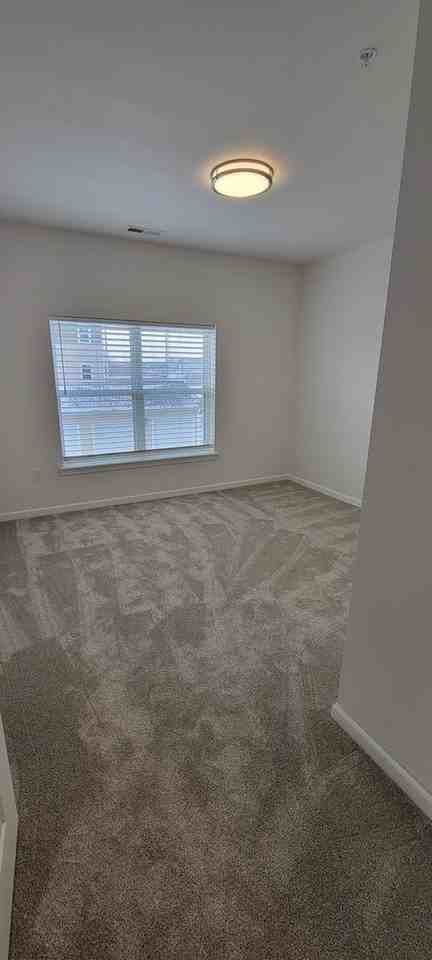 Hidden Creek Apartments - Photo 7 of 32