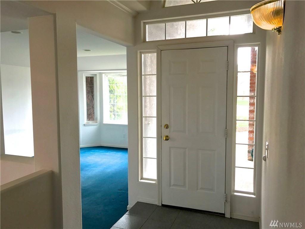 1127 Spokane Avenue - Photo 3 of 15