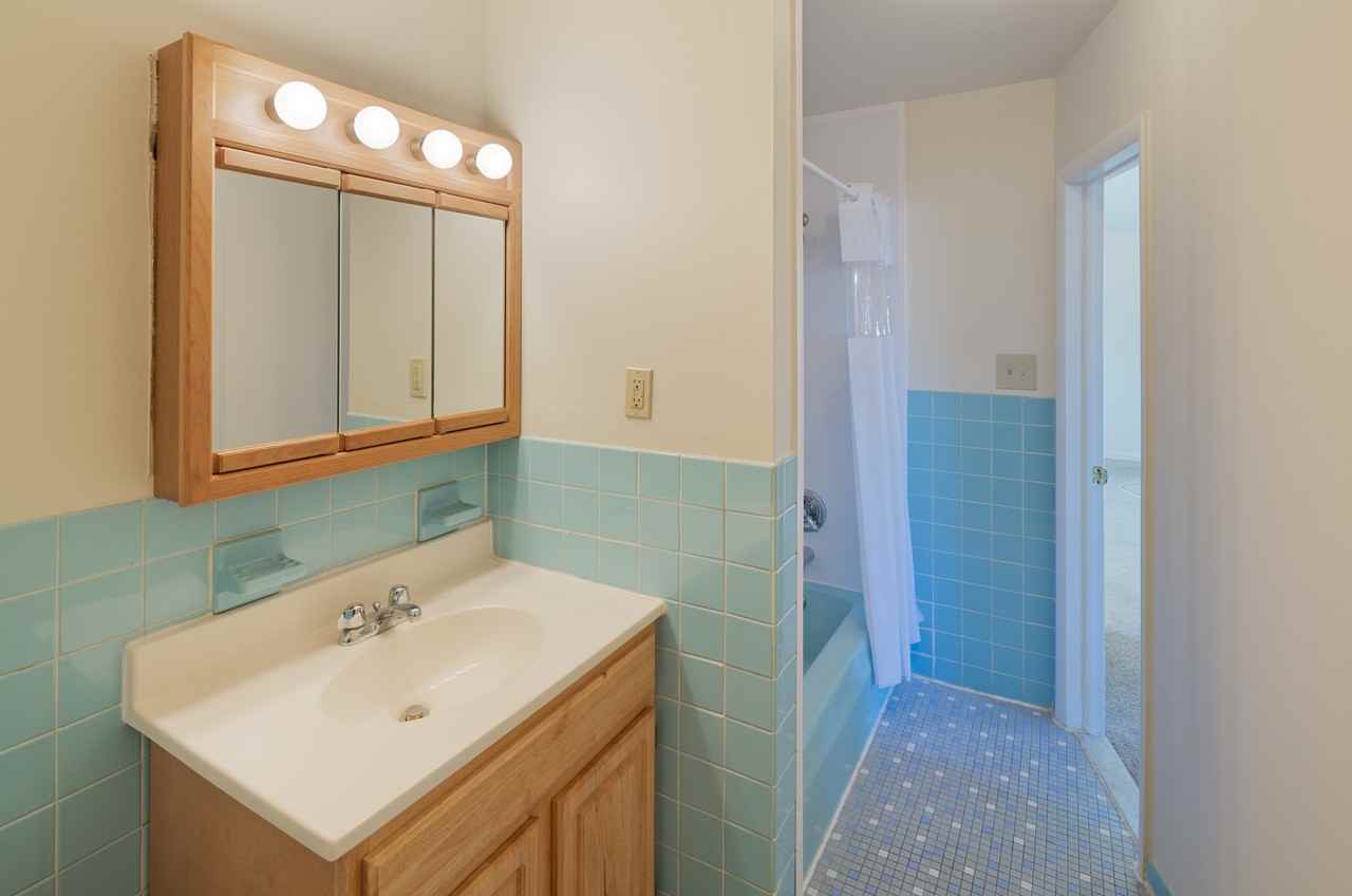 20 Church Rd - Photo 7 of 13