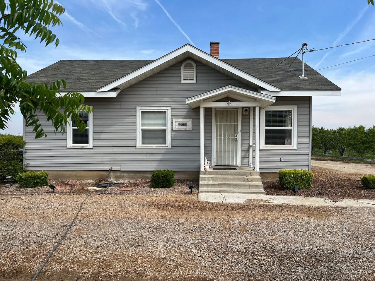 6108 Avenue 426 - Photo 2 of 12