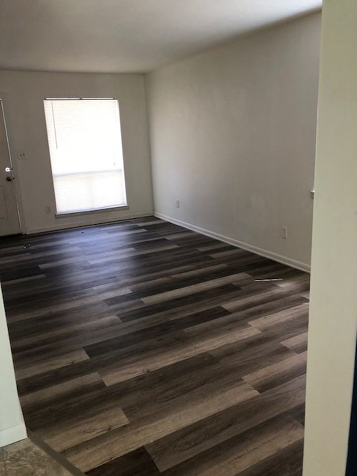 1812 3rd Pl Sw - Photo 3 of 6