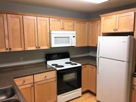 featured image of 75 Sumner Ln #C