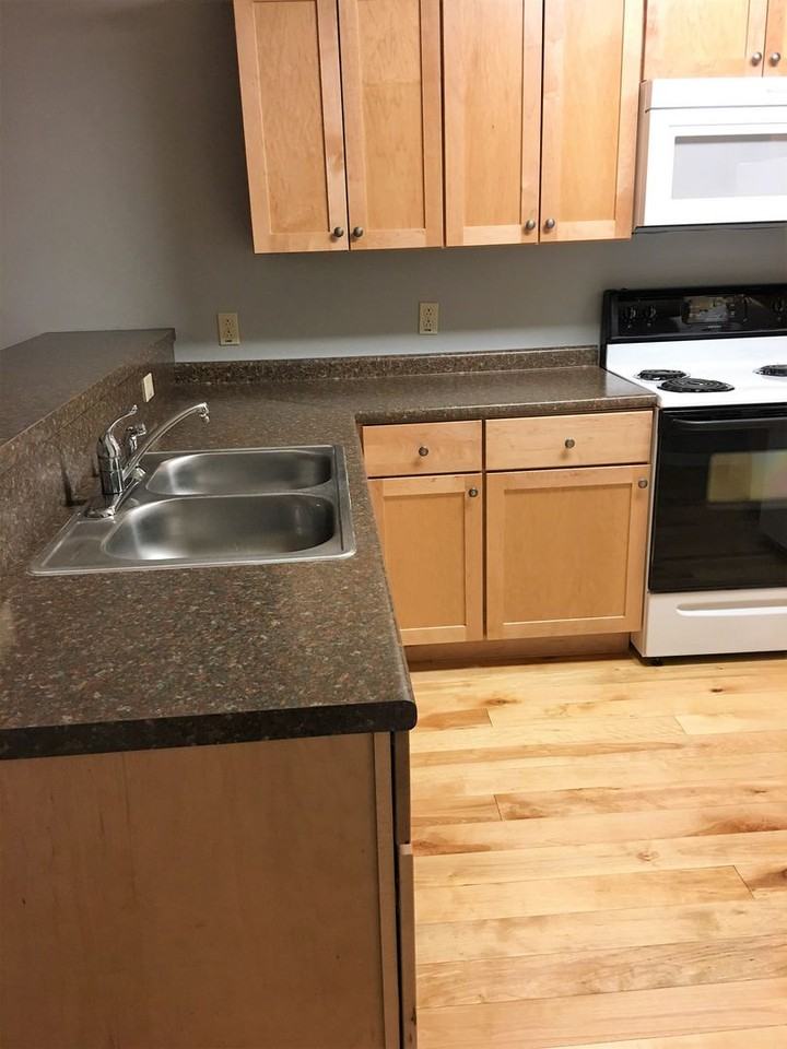 75 Sumner Ln #C - Photo 2 of 23