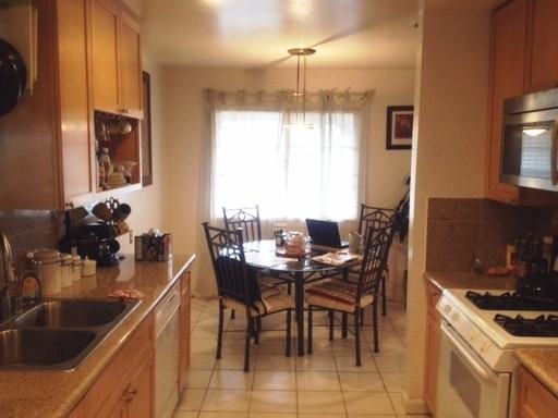 5220 Amelia Dr - Photo 3 of 5