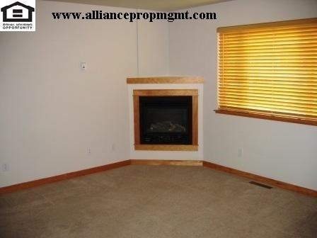 4062 Broadwater Ct - Photo 2 of 9