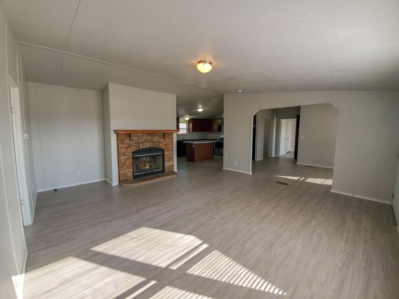 116 Boomer Rd - Photo 3 of 39
