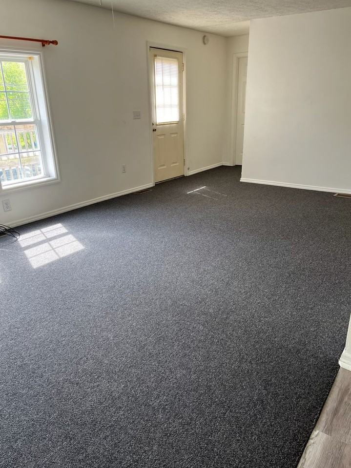 316 W Main St - Photo 3 of 6