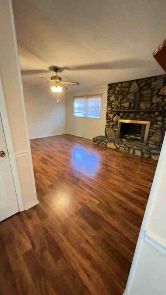 705 11th Ave Nw - Photo 3 of 14