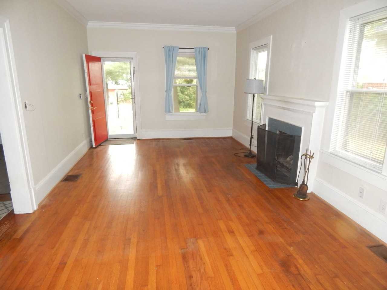 206 5th St - Photo 3 of 15