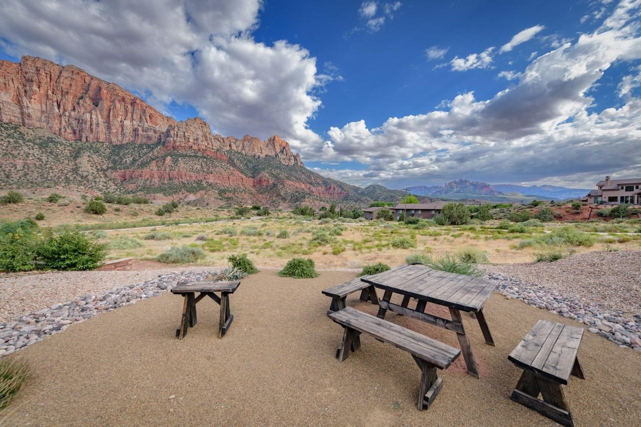 141 Matilda Ln - Photo 2 of 19