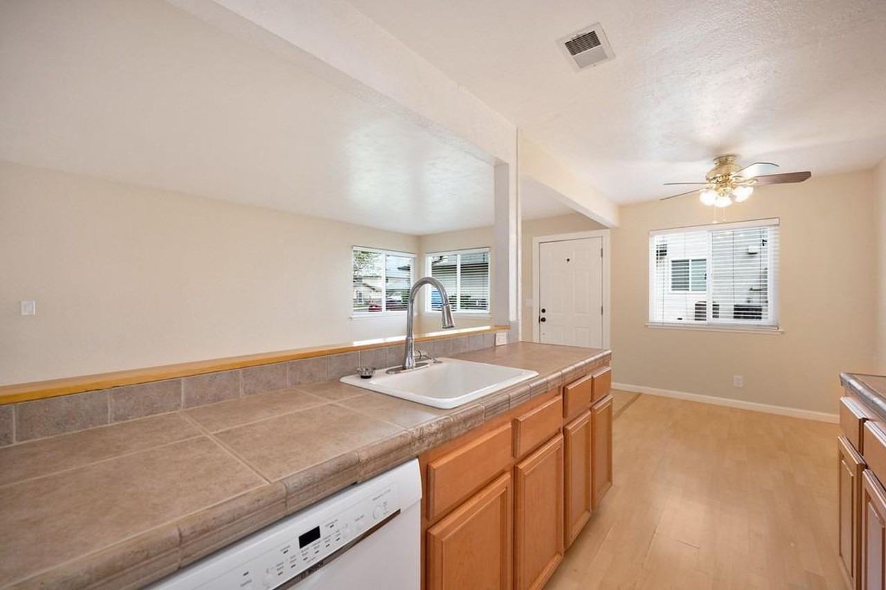 3763 Sapphire Dr #3 - Photo 7 of 15