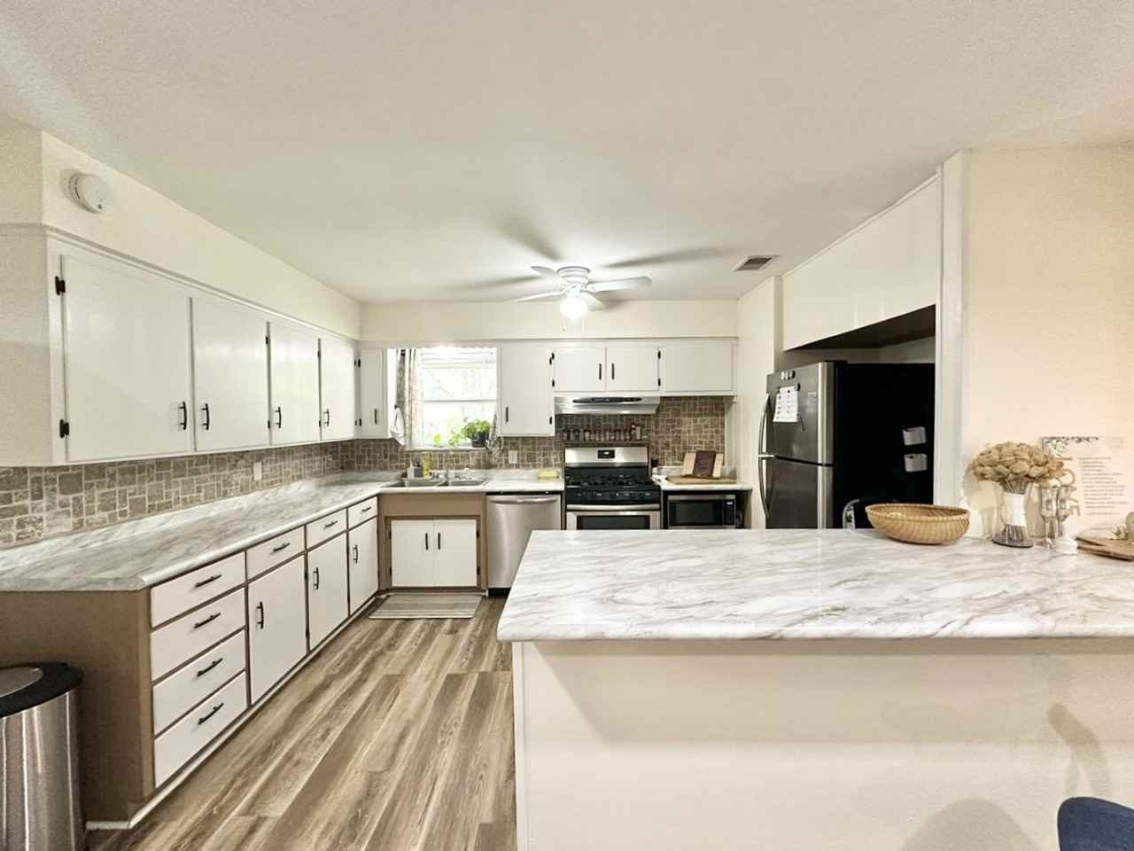 3115 Norma Ln - Photo 7 of 22