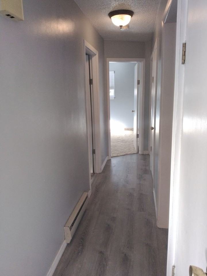 1702 E Downey Ave - Photo 3 of 16