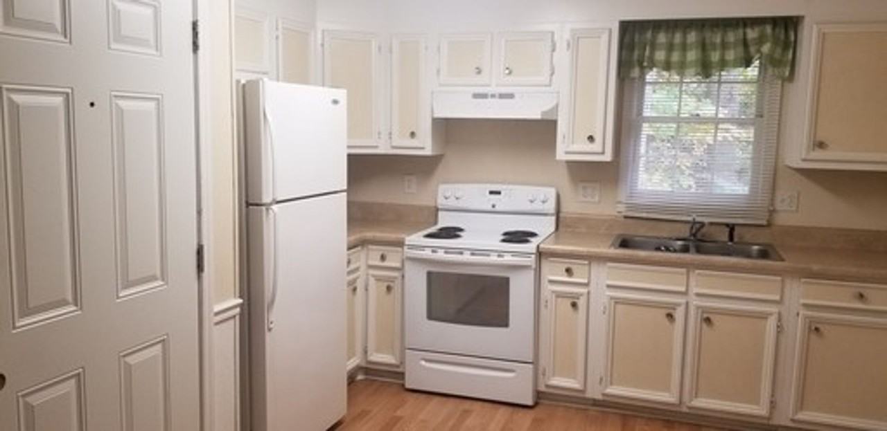 Bentley Woods Apartments 2111 Orange Grove Rd, Hillsborough, NC 27278