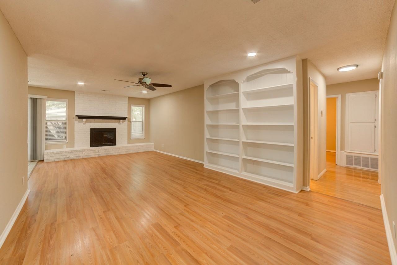 607 E 140th St - Photo 4 of 28