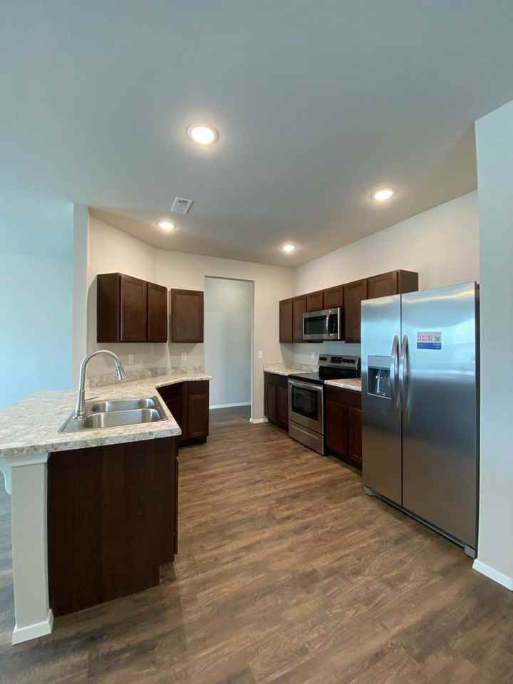 8120 Melody Ln - Photo 6 of 21
