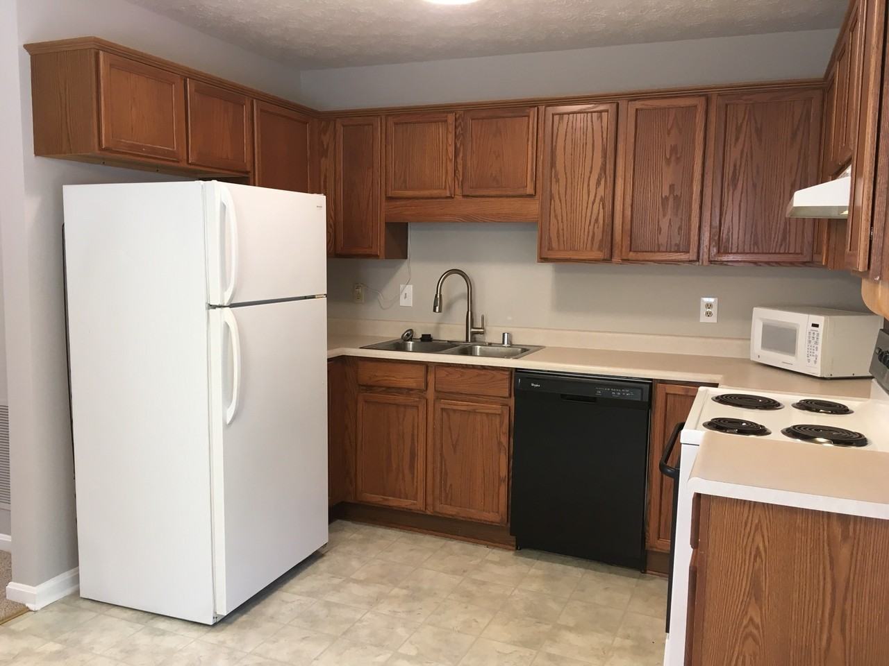 2856 Hanna Pl - Photo 6 of 26