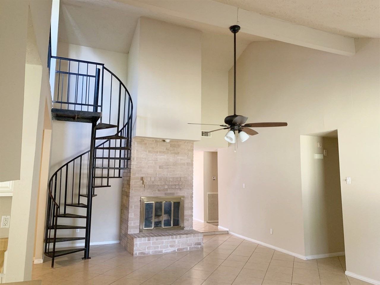 17138 Cutter Way - Photo 3 of 21