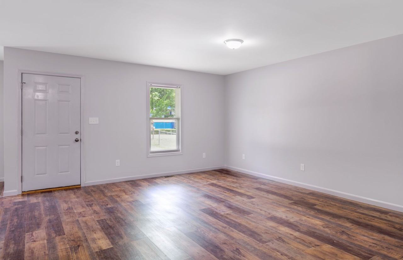 600 E Pine St - Photo 4 of 13