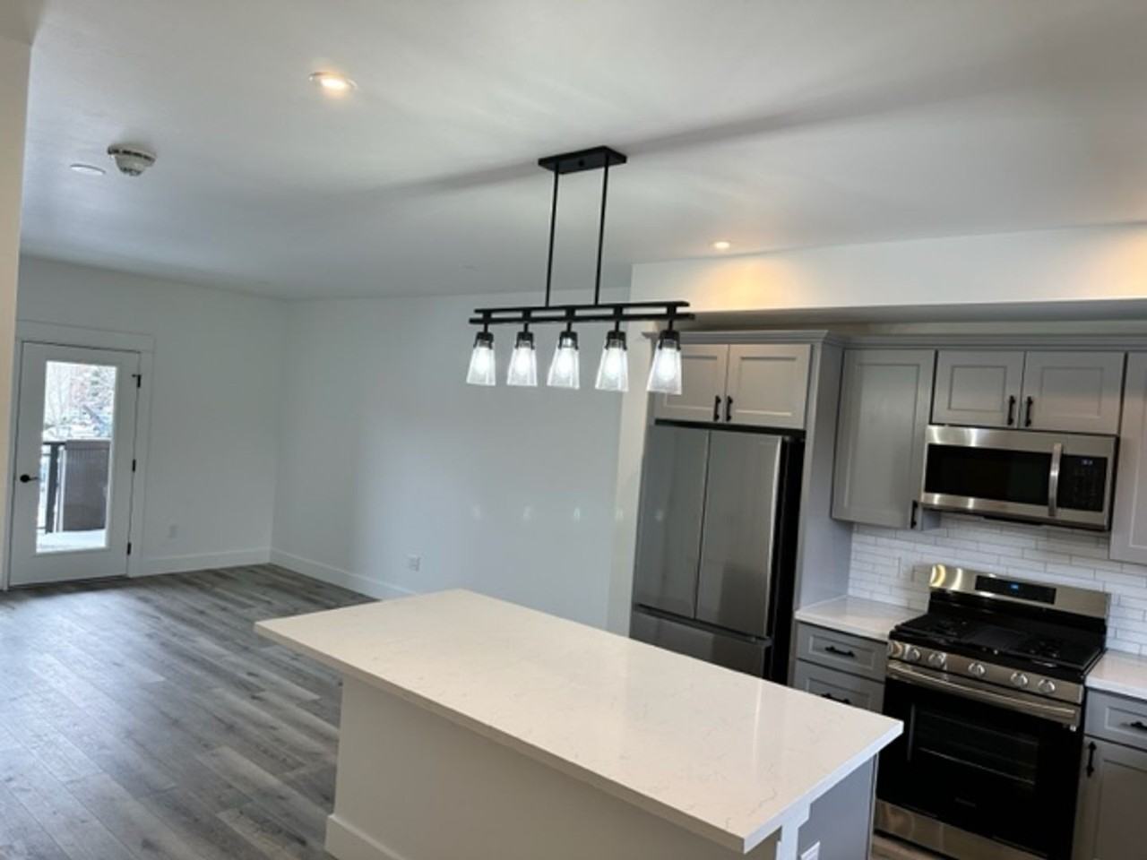 1515 Alder Ct Apt 1c - Photo 6 of 20