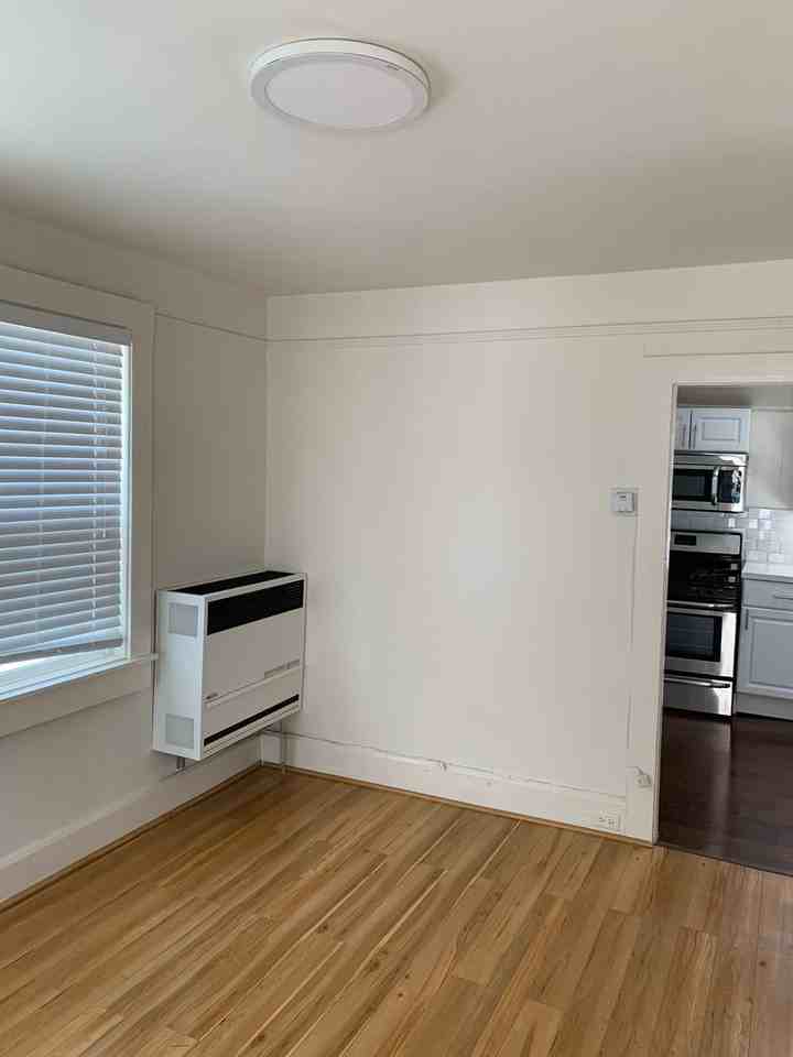 2941 Capp St - Photo 3 of 8