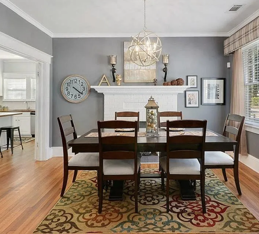 1507 E 51st St - Photo 6 of 8