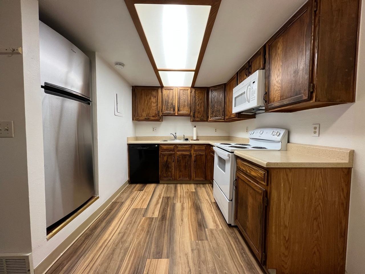 2865 Sundown Ln #102 - Photo 5 of 10
