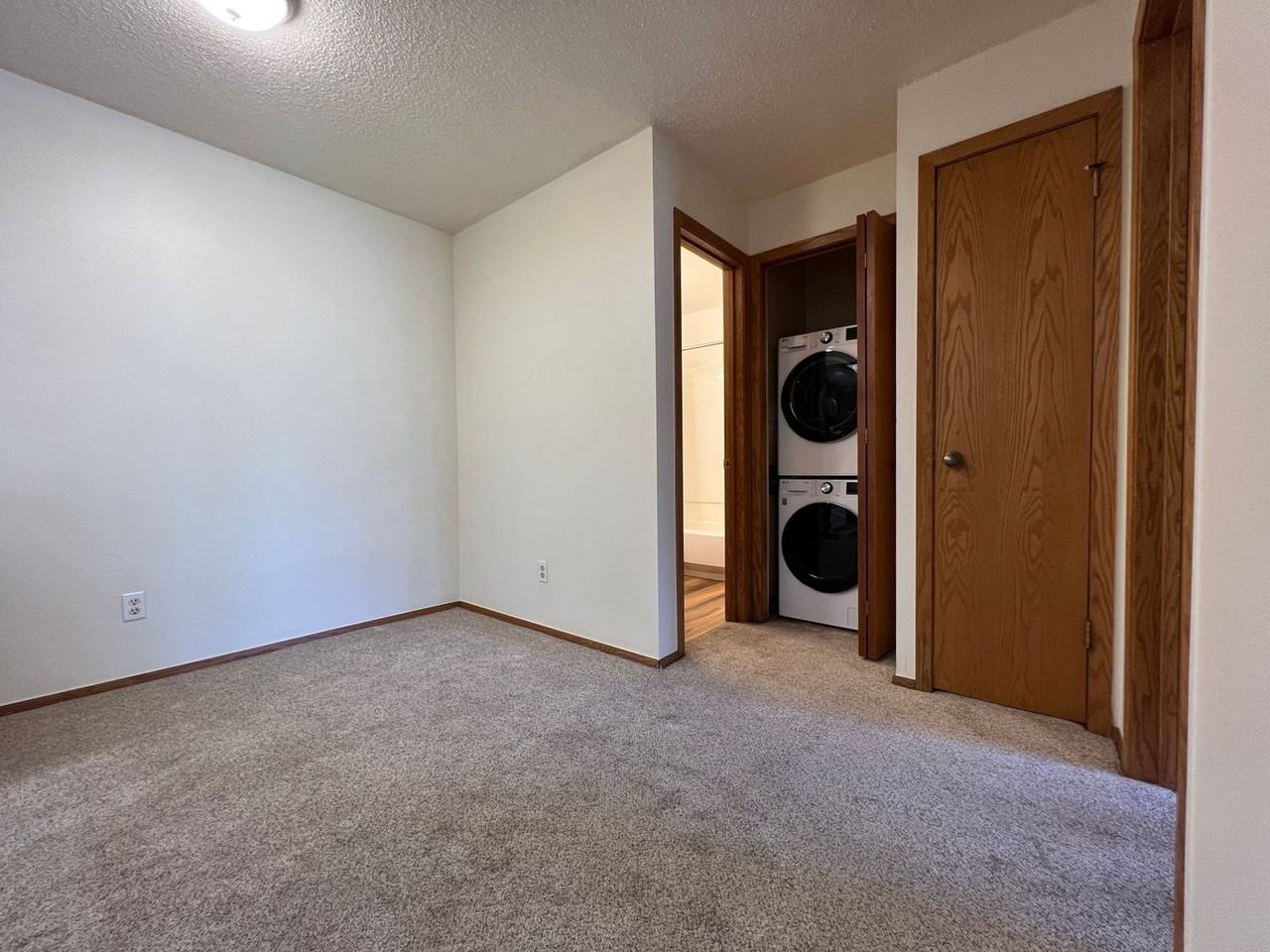 2865 Sundown Ln #102 - Photo 7 of 10