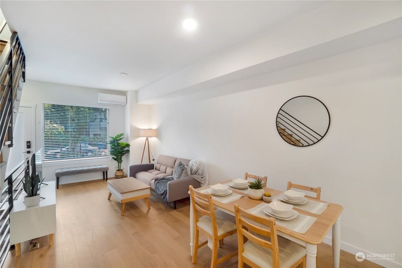 5240 Brooklyn Ave Ne #B - Photo 5 of 22